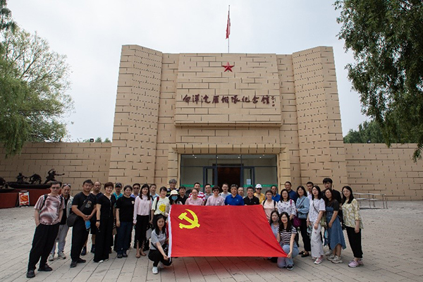 北京真空学会组织党员参观白洋淀雁翎队纪念馆